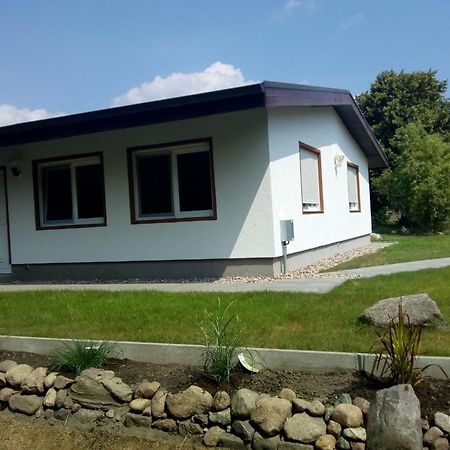 Behaglicher Bungalow Fuer Mensch Und Hund Barkhagen Luaran gambar