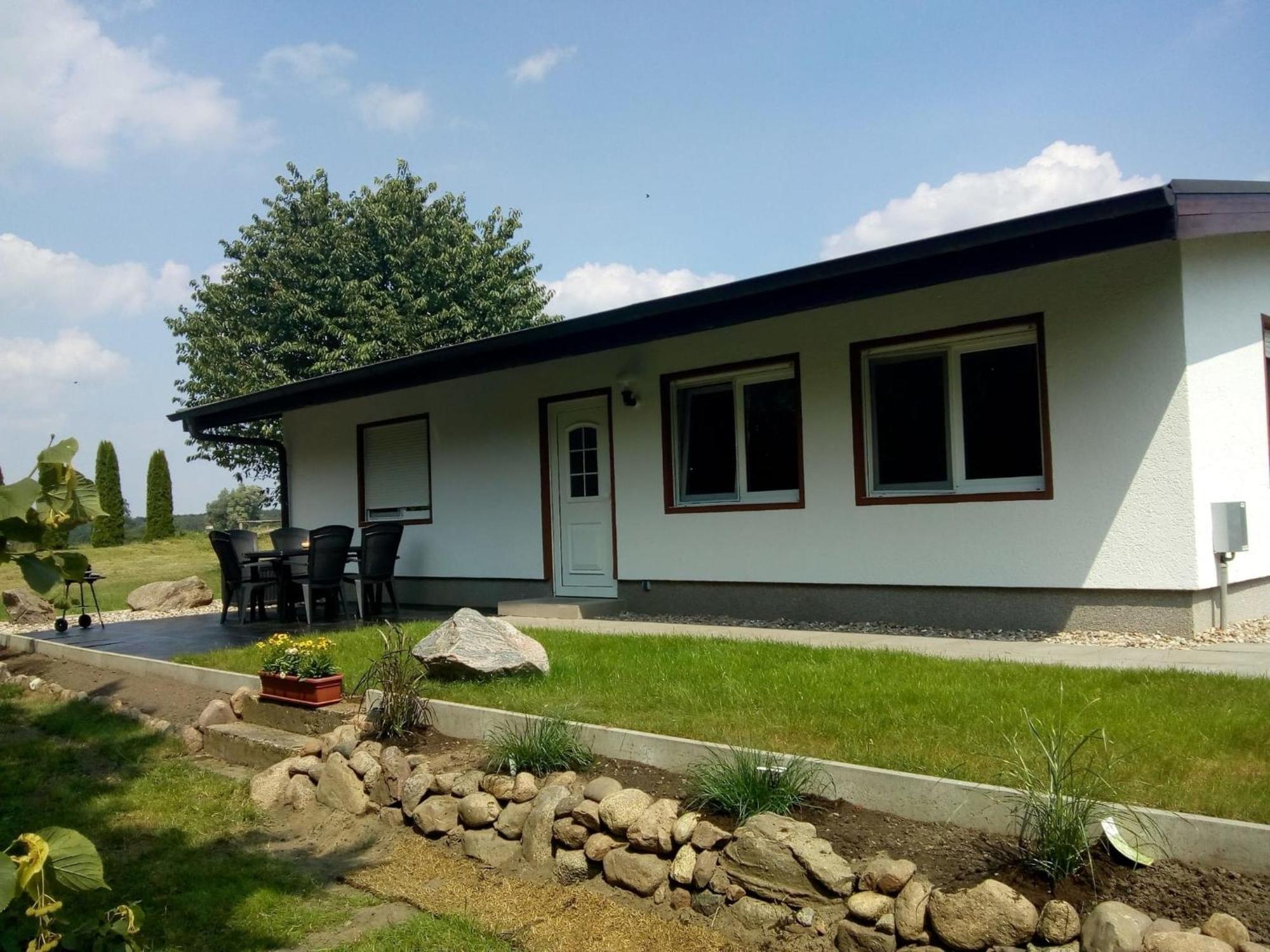 Behaglicher Bungalow Fuer Mensch Und Hund Barkhagen Luaran gambar